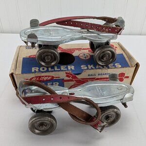 Vintage Globe Union Metal Roller Skates 36 Kids Adjustable Unisex Retro in Box